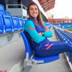 Patri Guijarro: "Nosotras alucinamos con el lleno en el Camp Nou"