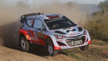 Dani Sordo con su Hyundai.