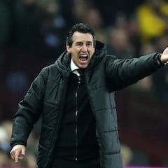 Emery sacude la Premier