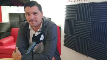 Cristian Toro, entrenador del Sevilla.