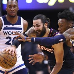 Victoria clave de los Suns con un Ricky que no para de dar regalos