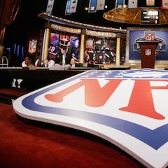 Can a player refuse to be drafted by a team in the NFL?