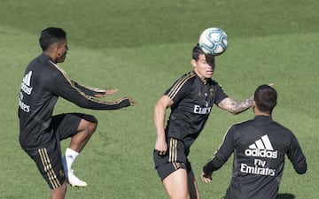 El Madrid prepara el partido ante el Granada