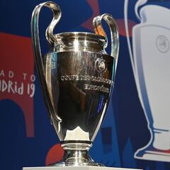 La UEFA no planea organizar partidos de Champions en fin de semana antes de 2027