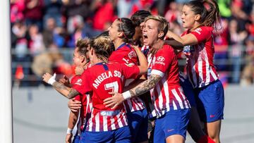 El Atl&eacute;tico femenino celebra uno de sus 70 goles.