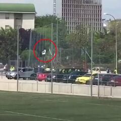 Sillas volando en una pelea entre hinchas del Alcorcón y el Getafe