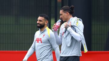 Reds y Die Werkself se miden en la cuarta fecha de la fase de liga por la Copa de Europa. Te decimos la mejor manera de sintonizar el juego.