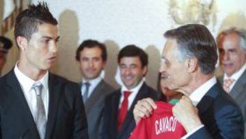 La expedición lusa y el presidente de la república se vieron antes de embarcar hacia Polonia.