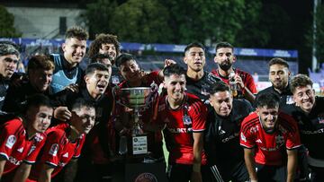 Colo Colo está feliz: ganó un partidazo en Uruguay el día que aseguró a Vidal