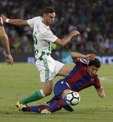 Fabián Ruiz y Enis Bardhi.