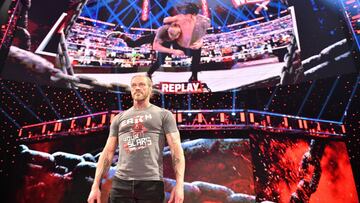 Edge en el WWE Elimination Chamber.