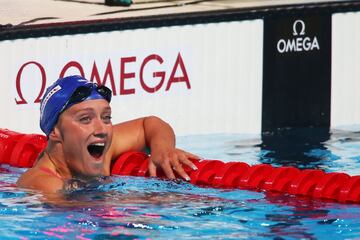 En 2013 se celebró en Barcelona el Mundial de natación. Mireia Belmonte nadaba en casa y consiguió el bronce en 200 estilos y la plata en 200 mariposa y 400 estilos. Fue homenajeada en Badalona, su ciudad natal, donde el alcalde la condecoró en un acto institucional.