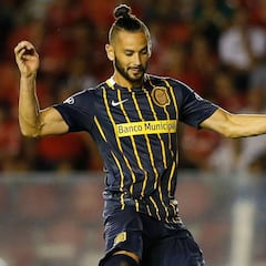 Larrondo confirma: "Pizzi me dijo que no estaré en la nómina"