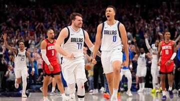 The shooting guard has suffered a “serious” wrist injury and could possibly face some time off the courts.