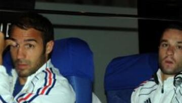 Francia aterriza en Sudáfrica con dudas tras su derrota ante China