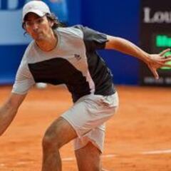 Julio Peralta celebra un nuevo título en dobles en Buenos Aires