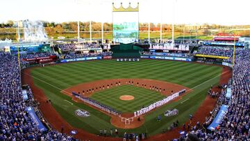 El Kauffman Stadium tiene en sus fuentes a su elemento m&aacute;s caracter&iacute;stico.