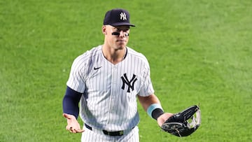 NEW YORK, NEW YORK - JUNE 21: Aaron Judge #99 of the New York Yankees reacts against the Atlanta Braves during the eighth inning at Yankee Stadium on June 21, 2024 in the Bronx borough of New York City.   Luke Hales/Getty Images/AFP (Photo by Luke Hales / GETTY IMAGES NORTH AMERICA / Getty Images via AFP)