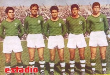 En 1960, a siete fechas del final, el líder era Wanderers con cuatro puntos de ventaja sobre Colo Colo (29 contra 25). Finalmente, el Cacique terminaría dando la vuelta olímpica.