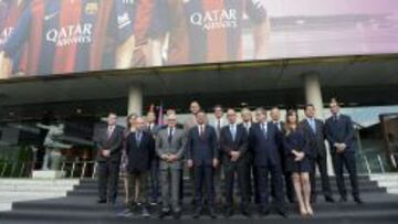 DE ESPALDAS AL EMIR. La junta del Barça y Qatar al final no se entendieron.