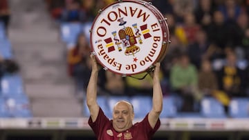 18/11/14 PARTIDO AMISTOSO
ESTADIO DE BALAIDOS EN VIGO
SELECCION ESPAÑOLA ESPAÑA - ALEMANIA
MANOLO EL DEL BOMBO