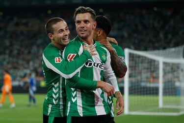 El argentino está demostrando que el fuerte bético está en buenas manos, mientras Isco se recupera. 