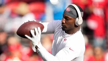 Deebo Samuel #19 of the San Francisco 49ers warms-up.