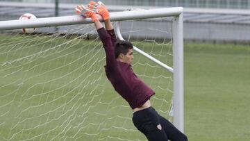 Hodei Oleaga en Lezama.