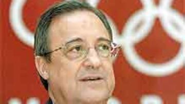 <b>DISCURSO ALEGRE.</b> Flortentino estuvo muy bien en el discurso y se le vio distendido y contento.