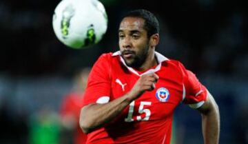 Jean Beausejour es seleccionado chileno. Anotó en el Mundial de Sudáfrica 2010 y en Brasil 2014.