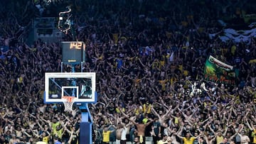 El OAKA se llen&oacute; en el partido de la Final Four de la Champions entre el AEK y el UCAM Murcia.