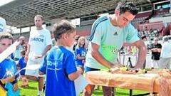 Xavi: "Ganar seis títulos es un bonito reto"