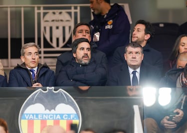 Madrugada en Mestalla: cumbre Gourlay-Corberán-Lisandro 