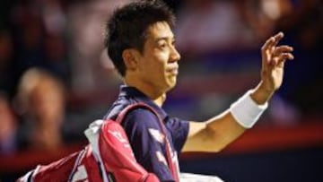 Kei Nishikori abandona la pista de Montreal tras perder con Andy Murray.