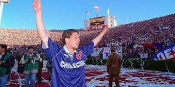 Fue uno de los grandes delanteros del fútbol chileno en la década de los '90.