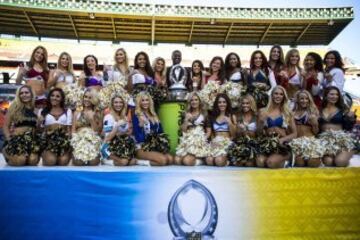 Las Pro Bowl Cheerleaders caldearon aún más el ambiente de Hawaii.