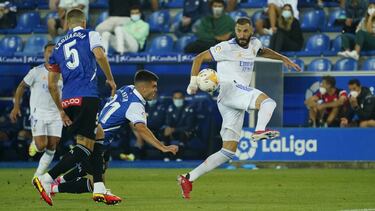 Benzema y Nacho marcan la hora