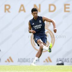 Así es el espectacular mejor once joven de LaLiga que podría luchar por puestos Champions