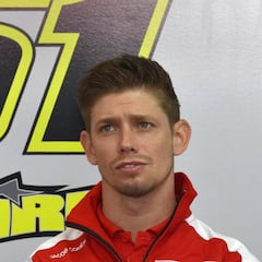 Stoner: "Rossi debe decir a sus tifosi que no odien a los rivales"