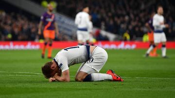 LONDON, ENGLAND - APRIL 09: Harry Kane of Tottenham Hotspur reacts during the UEFA Champions League Quarter Final first leg match between Tottenham Hotspur and Manchester City at Tottenham Hotspur Stadium on April 09, 2019 in London, England. (Photo by Da