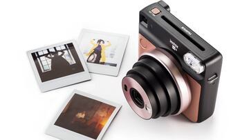 Instagram a lo físico: Fujifilm lanza una cámara de fotos ’Square’ instantánea