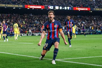 1-0. Sergi Roberto celebra el primer gol que marca en el minuto 42