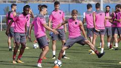 El Levante durante el entrenamiento de ayer. 