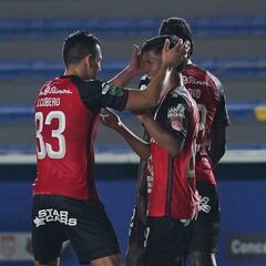 Alajuelense venció a Alianza y pegó primero en el Estadio Cuscatlán