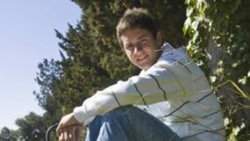 <b>DE BLANCO Y AZUL. </b>Ander posó ayer en un entorno amable, antes de un partido lleno de exigencias.