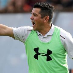 Héctor Tapia, a disposición de la Roja juvenil: "Sería un honor"