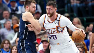 Jusuf Nurkic, en su etapa como jugador de Phoenix Suns
