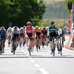 Roger Adriá se estrena a lo grande en una jornada exprés por el calor