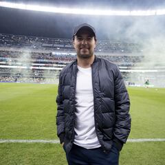 ‘Checo’ Pérez presente en el Azteca para la final del Apertura 2023