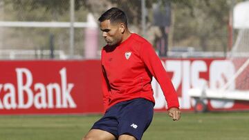 Mercado con el Sevilla.